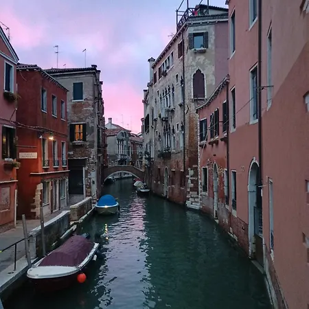 Venetian Apartment near San Marco&Biennale-2